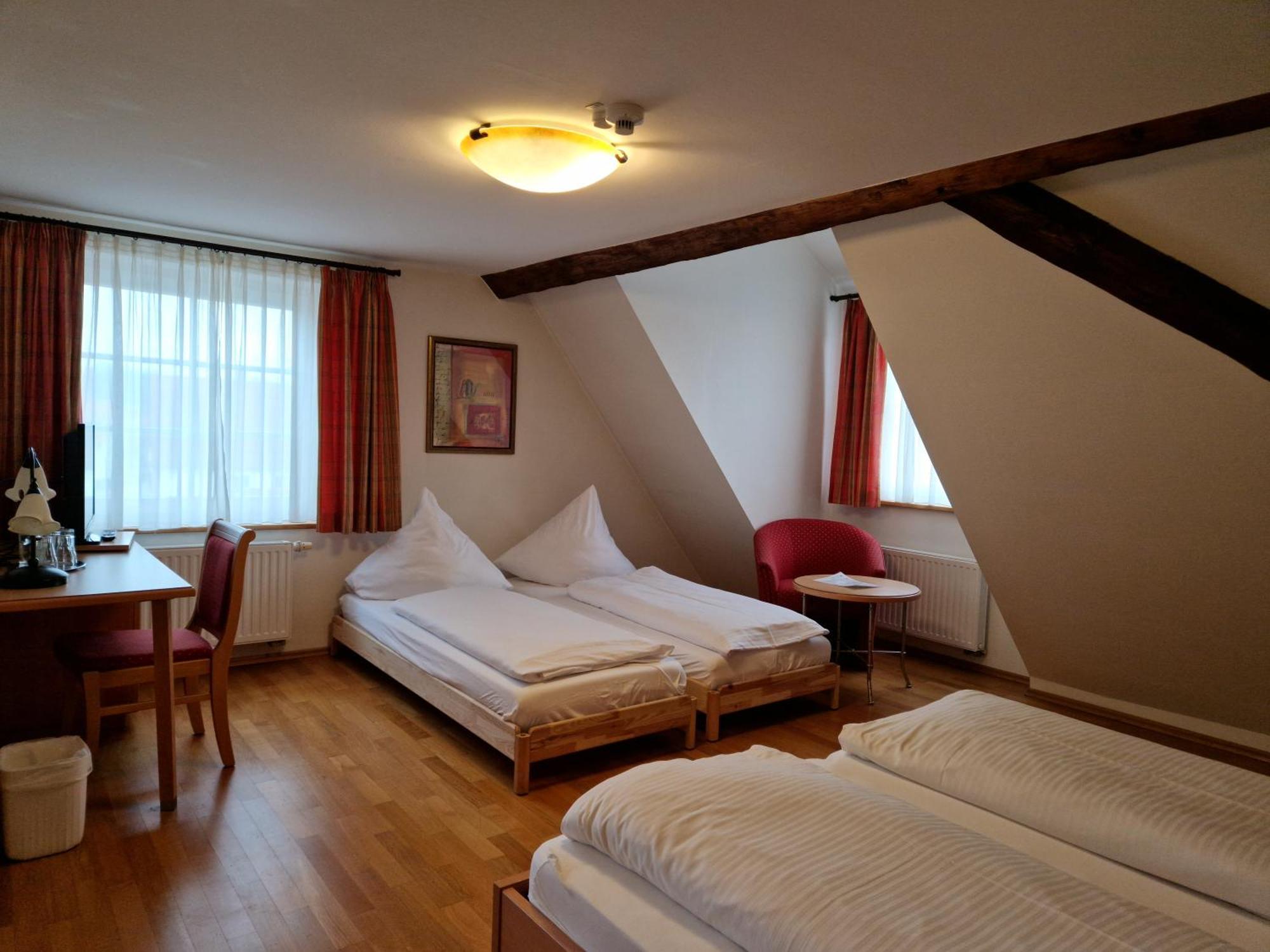 Landgasthof Krone سيندن الغرفة الصورة